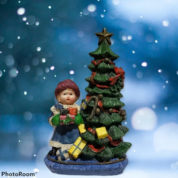 Collectable Christmas decor little girl Christmas tree Christmas gifts vintage - Picture 1 of 12